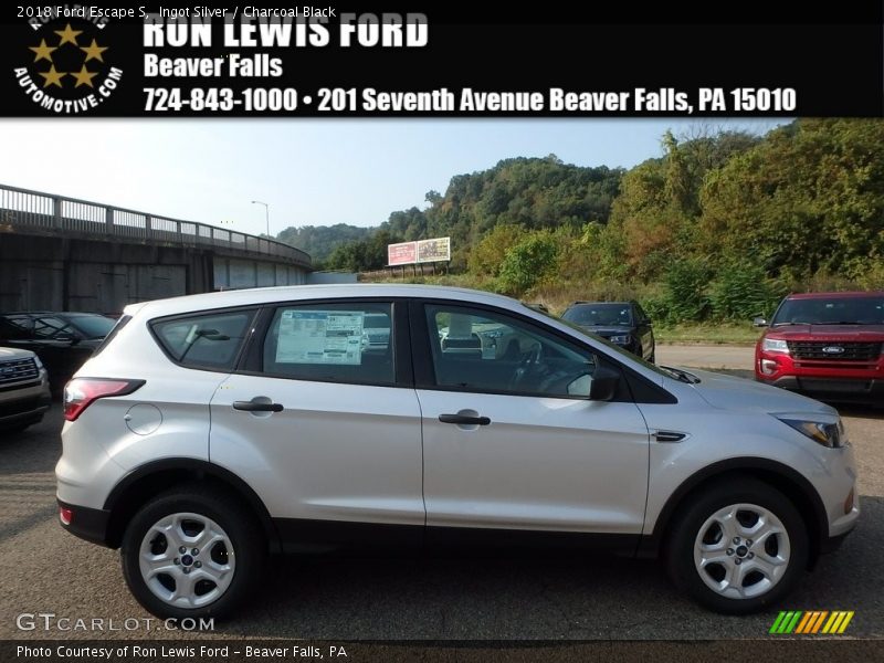 Ingot Silver / Charcoal Black 2018 Ford Escape S