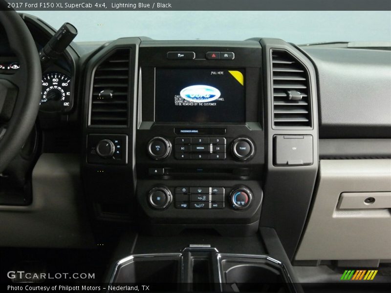 Lightning Blue / Black 2017 Ford F150 XL SuperCab 4x4