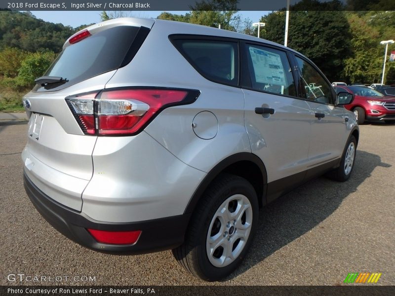 Ingot Silver / Charcoal Black 2018 Ford Escape S