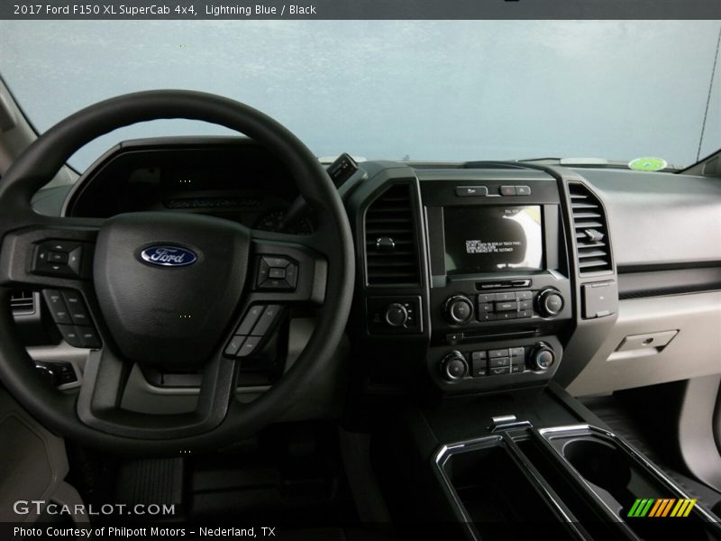 Lightning Blue / Black 2017 Ford F150 XL SuperCab 4x4