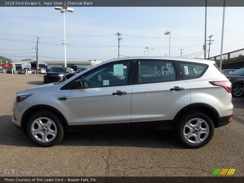 Ingot Silver / Charcoal Black 2018 Ford Escape S