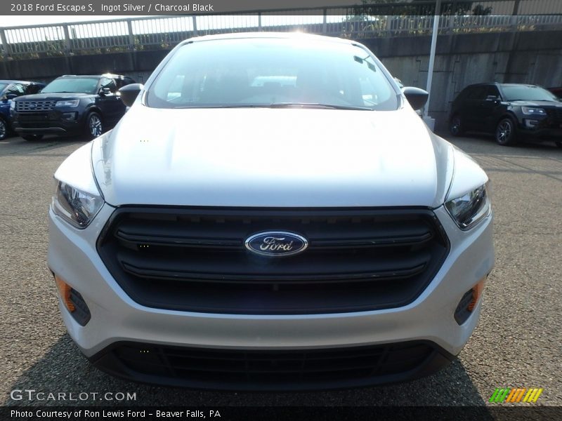 Ingot Silver / Charcoal Black 2018 Ford Escape S