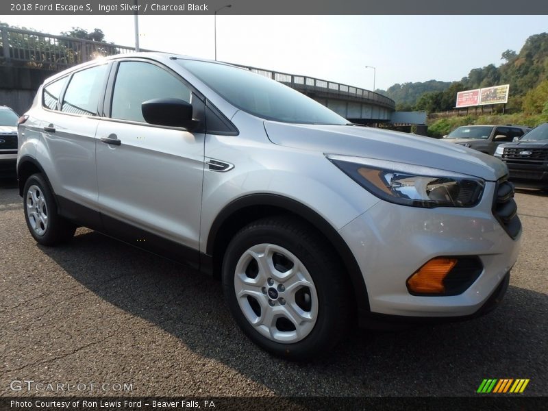 Ingot Silver / Charcoal Black 2018 Ford Escape S