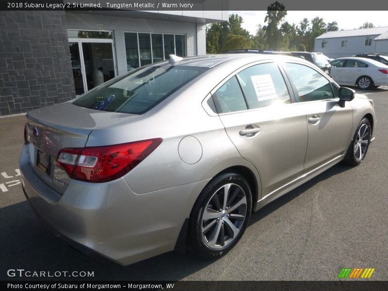 Tungsten Metallic / Warm Ivory 2018 Subaru Legacy 2.5i Limited