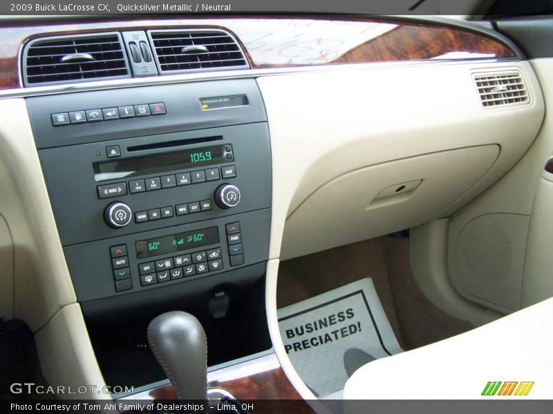 Quicksilver Metallic / Neutral 2009 Buick LaCrosse CX
