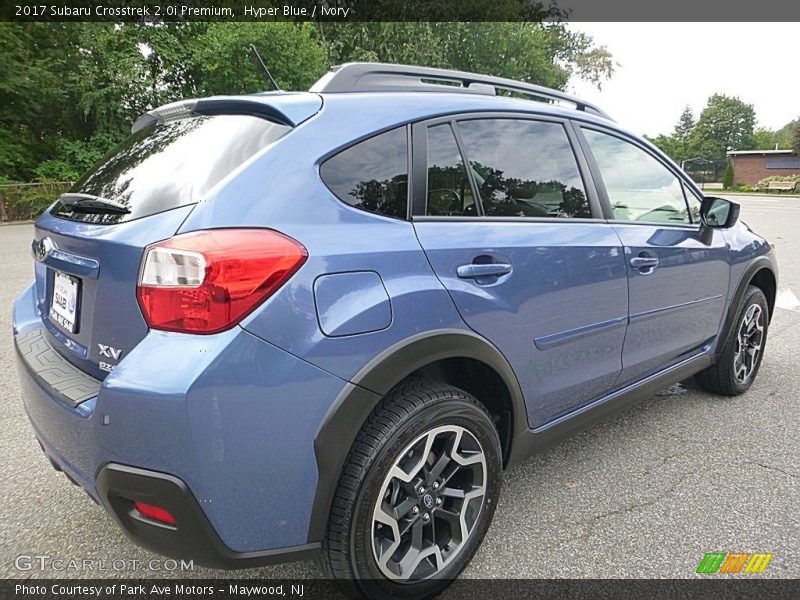 Hyper Blue / Ivory 2017 Subaru Crosstrek 2.0i Premium