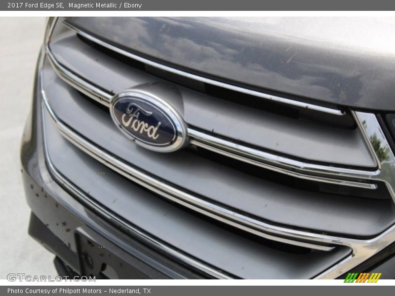 Magnetic Metallic / Ebony 2017 Ford Edge SE