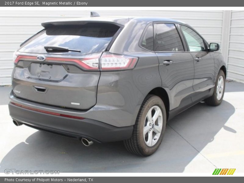 Magnetic Metallic / Ebony 2017 Ford Edge SE