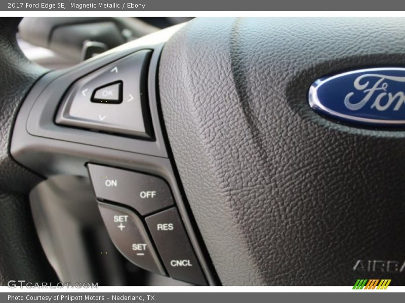 Magnetic Metallic / Ebony 2017 Ford Edge SE