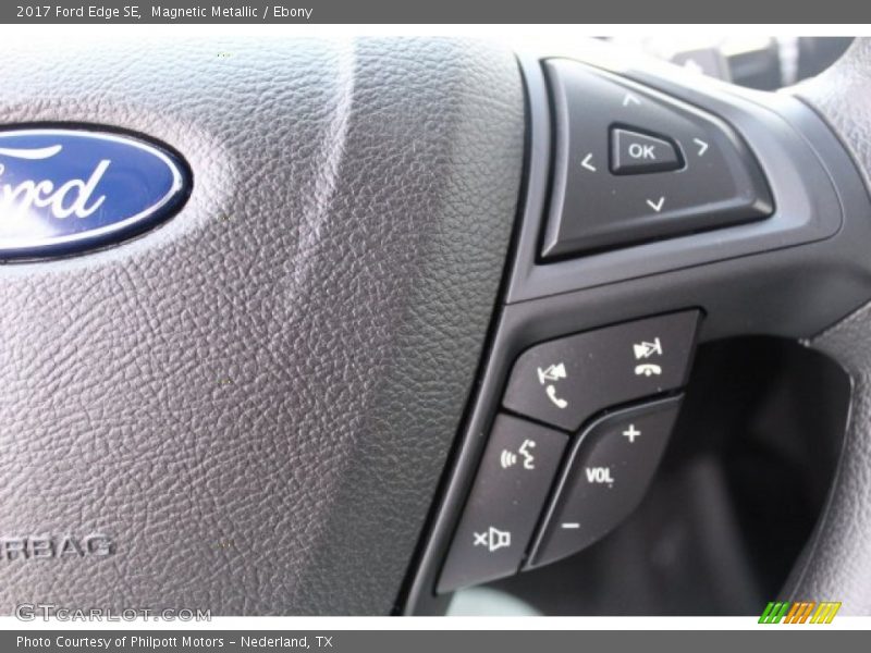 Magnetic Metallic / Ebony 2017 Ford Edge SE