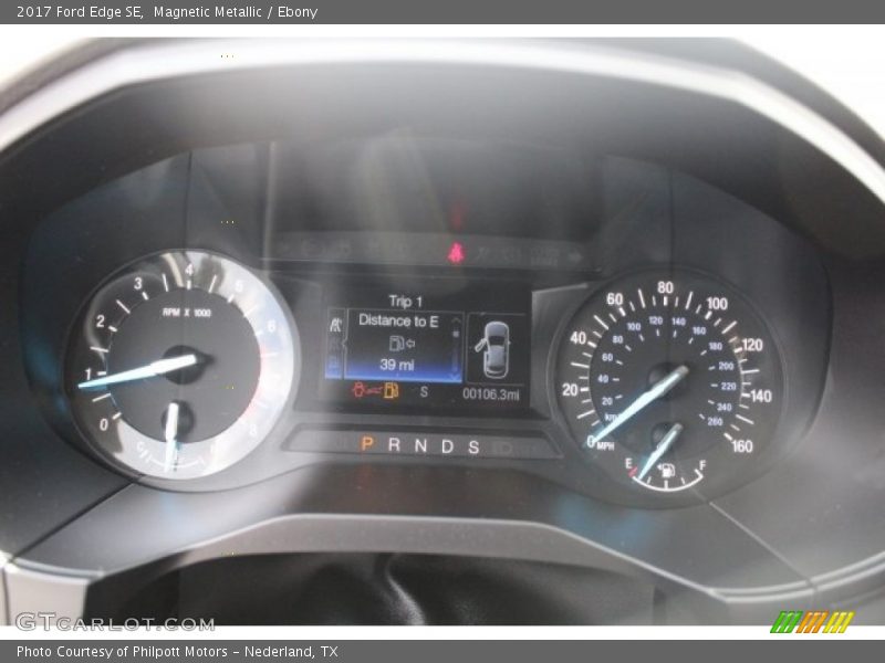 Magnetic Metallic / Ebony 2017 Ford Edge SE