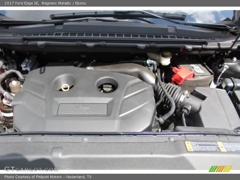 Magnetic Metallic / Ebony 2017 Ford Edge SE