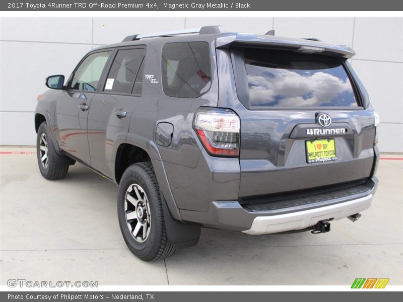Magnetic Gray Metallic / Black 2017 Toyota 4Runner TRD Off-Road Premium 4x4