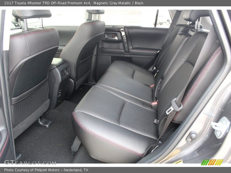 Magnetic Gray Metallic / Black 2017 Toyota 4Runner TRD Off-Road Premium 4x4