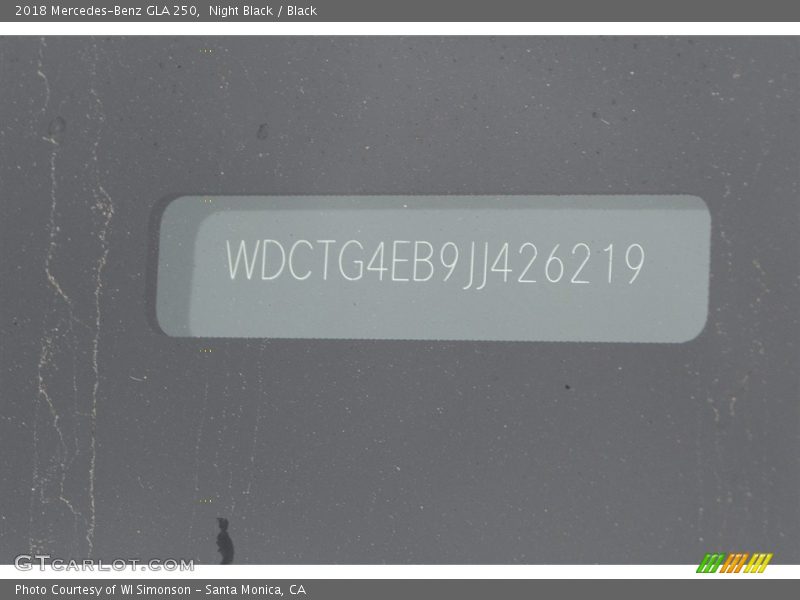 Night Black / Black 2018 Mercedes-Benz GLA 250