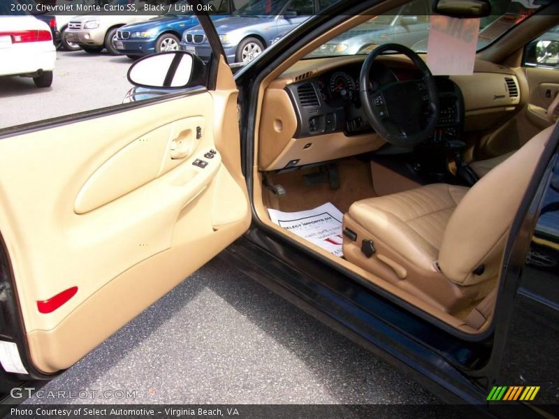 Black / Light Oak 2000 Chevrolet Monte Carlo SS