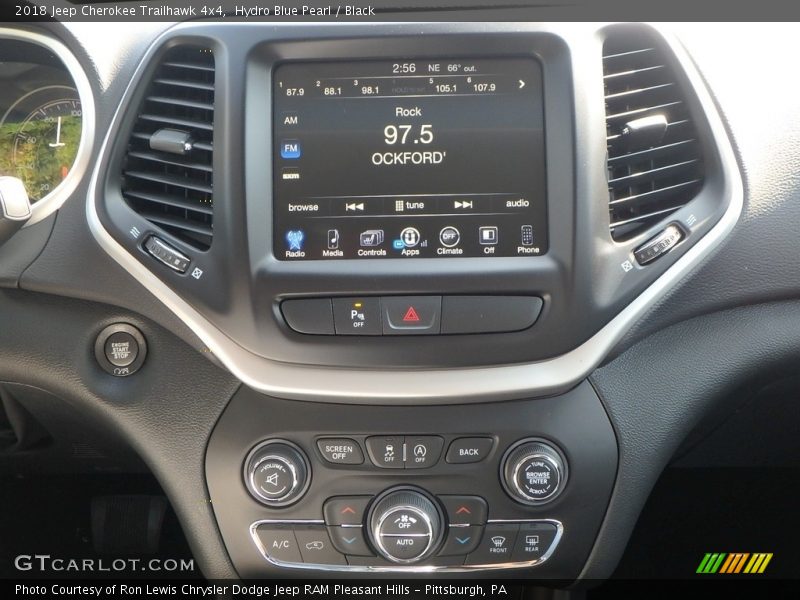 Controls of 2018 Cherokee Trailhawk 4x4