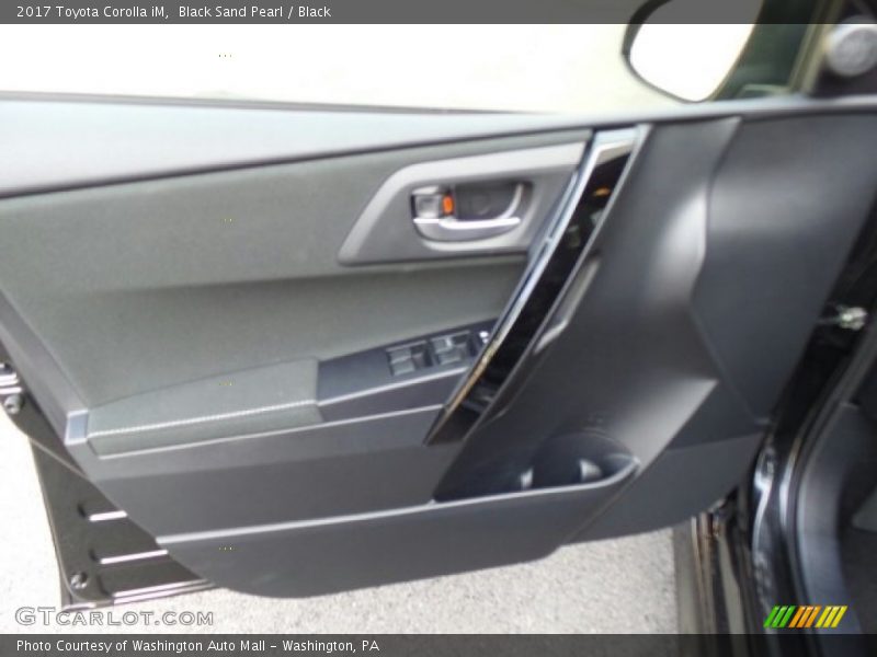 Black Sand Pearl / Black 2017 Toyota Corolla iM