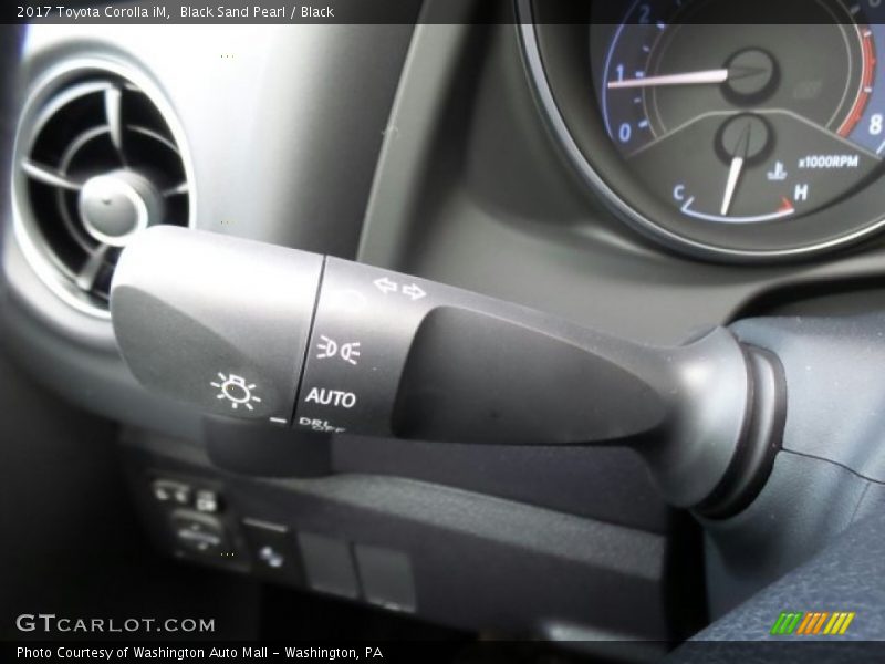 Black Sand Pearl / Black 2017 Toyota Corolla iM