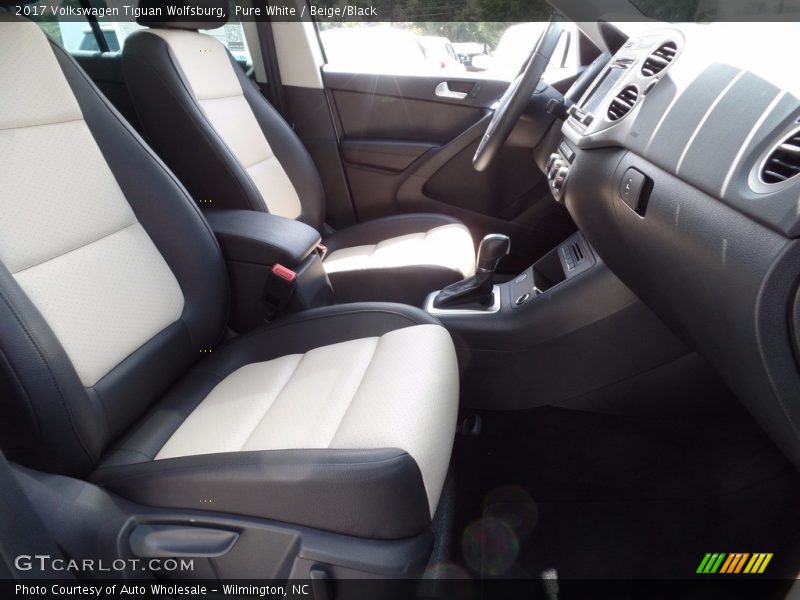 Pure White / Beige/Black 2017 Volkswagen Tiguan Wolfsburg