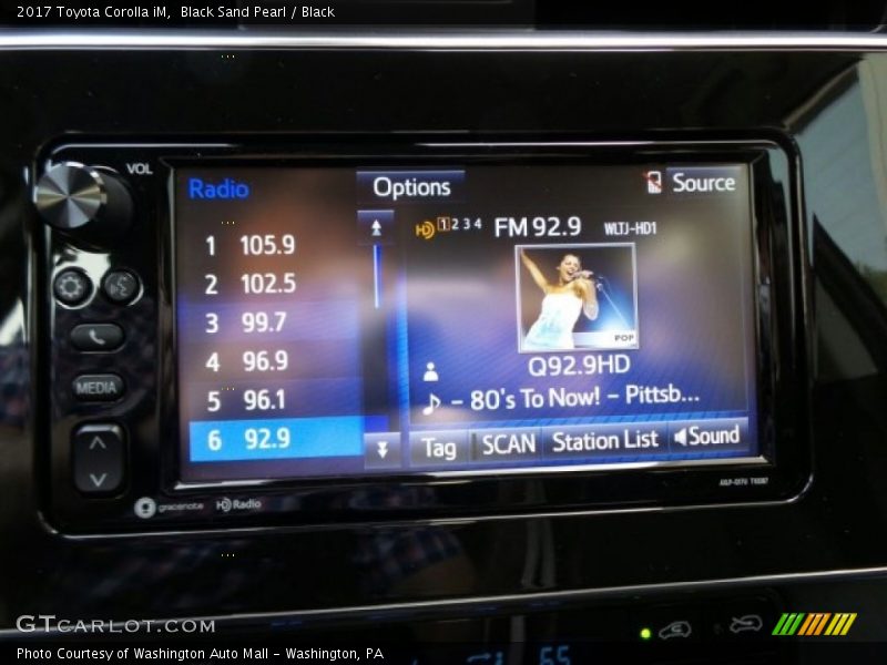 Black Sand Pearl / Black 2017 Toyota Corolla iM