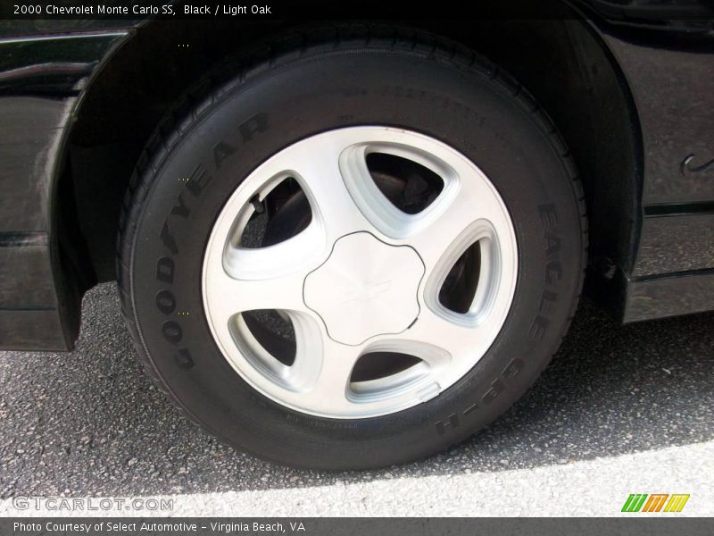 Black / Light Oak 2000 Chevrolet Monte Carlo SS