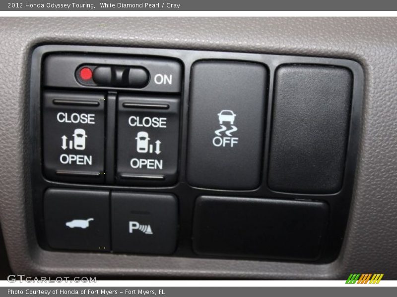 White Diamond Pearl / Gray 2012 Honda Odyssey Touring