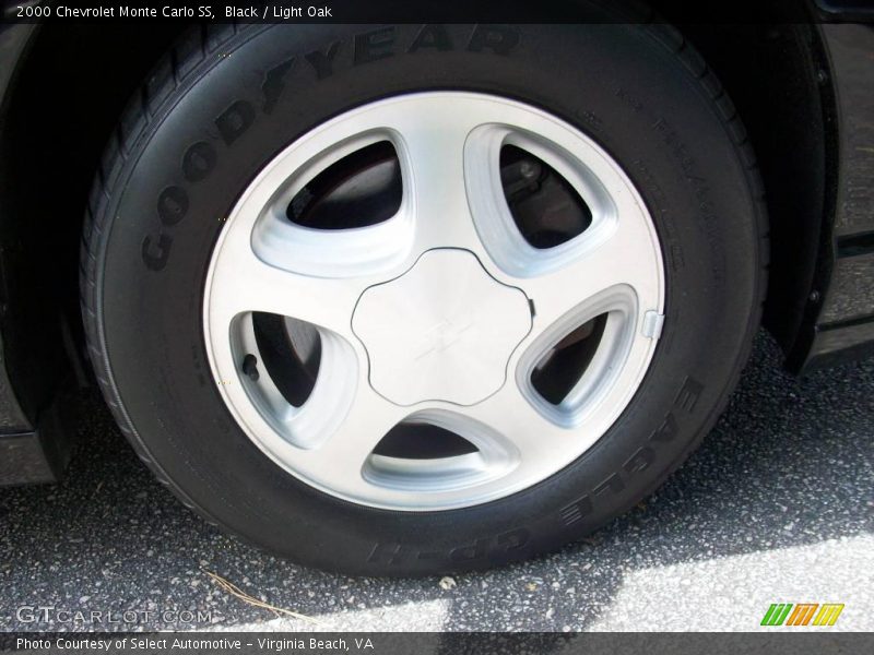 Black / Light Oak 2000 Chevrolet Monte Carlo SS