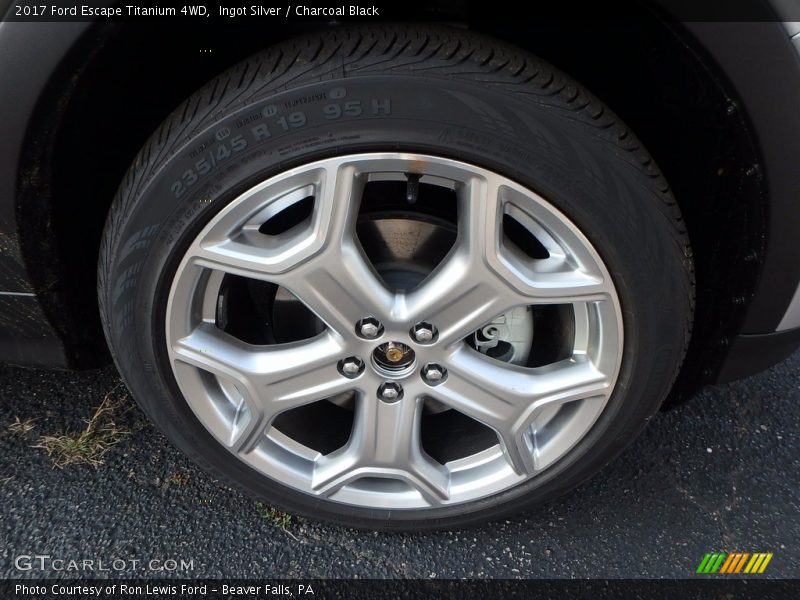 Ingot Silver / Charcoal Black 2017 Ford Escape Titanium 4WD