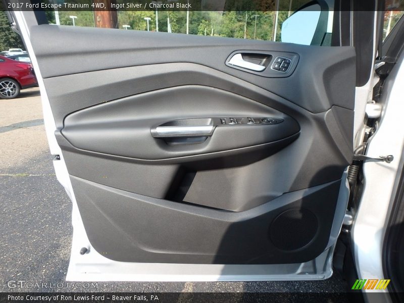 Ingot Silver / Charcoal Black 2017 Ford Escape Titanium 4WD