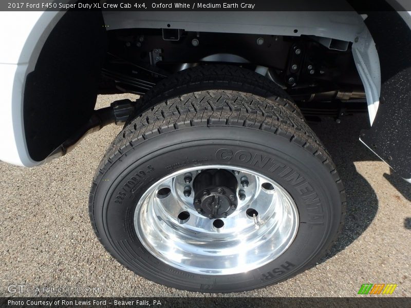 Oxford White / Medium Earth Gray 2017 Ford F450 Super Duty XL Crew Cab 4x4