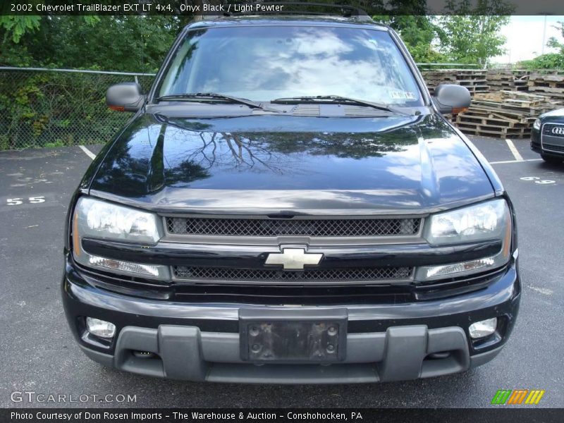 Onyx Black / Light Pewter 2002 Chevrolet TrailBlazer EXT LT 4x4