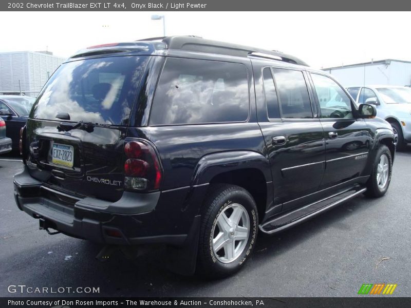 Onyx Black / Light Pewter 2002 Chevrolet TrailBlazer EXT LT 4x4