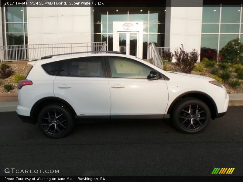 Super White / Black 2017 Toyota RAV4 SE AWD Hybrid