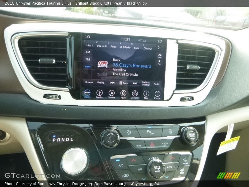 Brilliant Black Crystal Pearl / Black/Alloy 2018 Chrysler Pacifica Touring L Plus