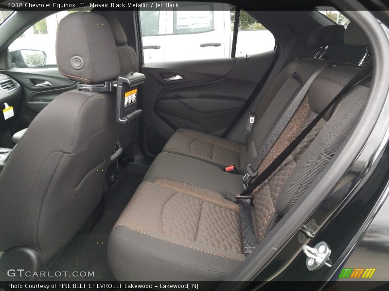 Mosaic Black Metallic / Jet Black 2018 Chevrolet Equinox LT