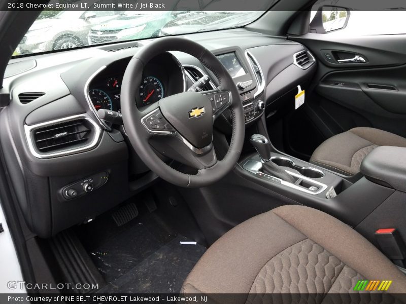 Summit White / Jet Black 2018 Chevrolet Equinox LT