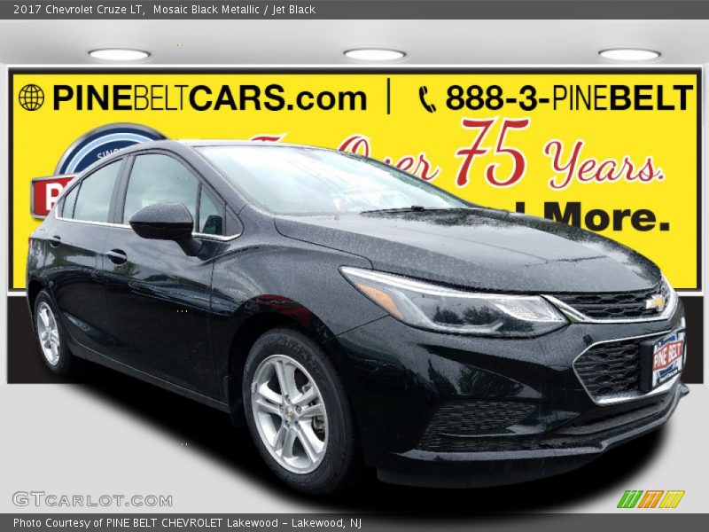 Mosaic Black Metallic / Jet Black 2017 Chevrolet Cruze LT