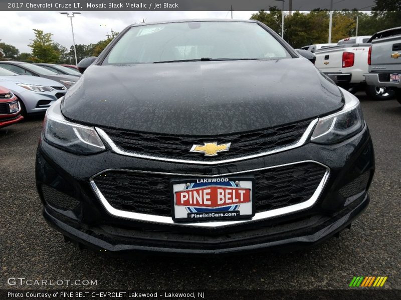 Mosaic Black Metallic / Jet Black 2017 Chevrolet Cruze LT