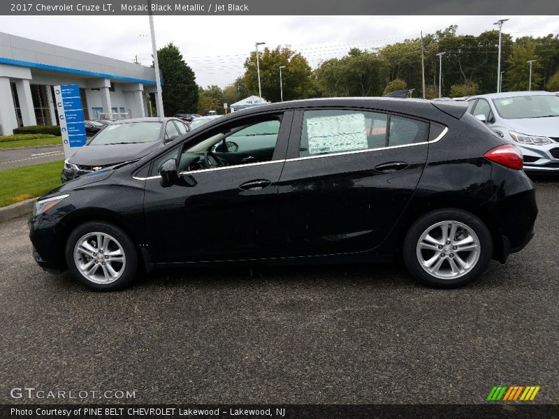 Mosaic Black Metallic / Jet Black 2017 Chevrolet Cruze LT