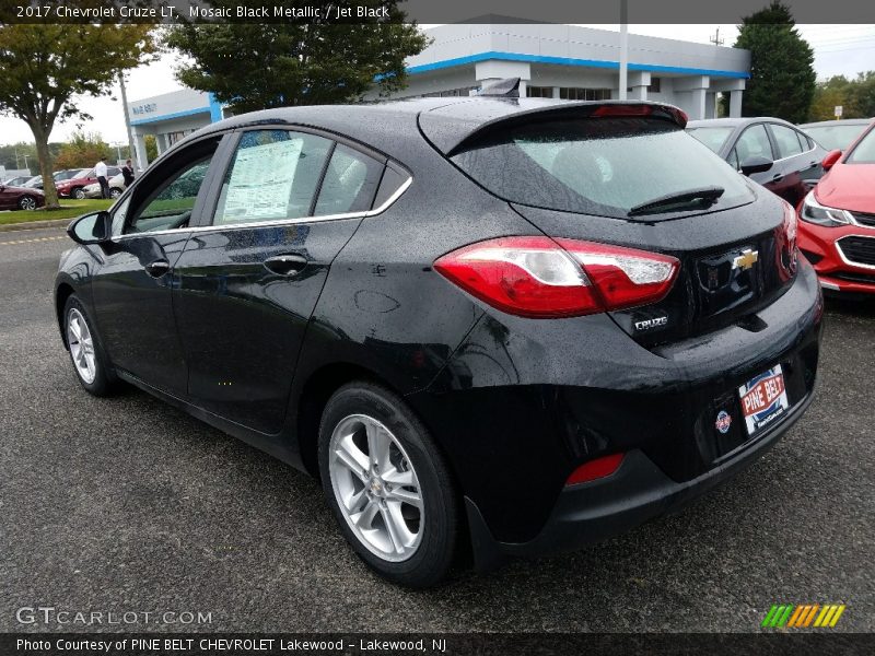 Mosaic Black Metallic / Jet Black 2017 Chevrolet Cruze LT