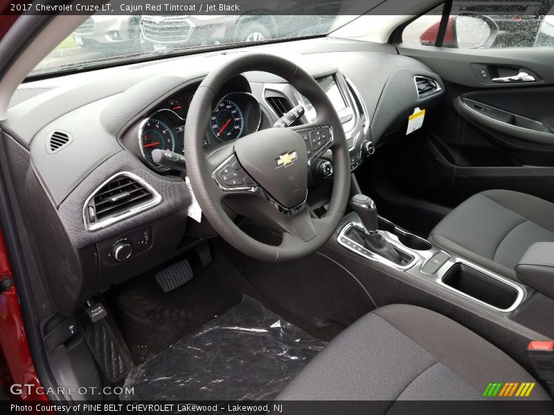 Cajun Red Tintcoat / Jet Black 2017 Chevrolet Cruze LT
