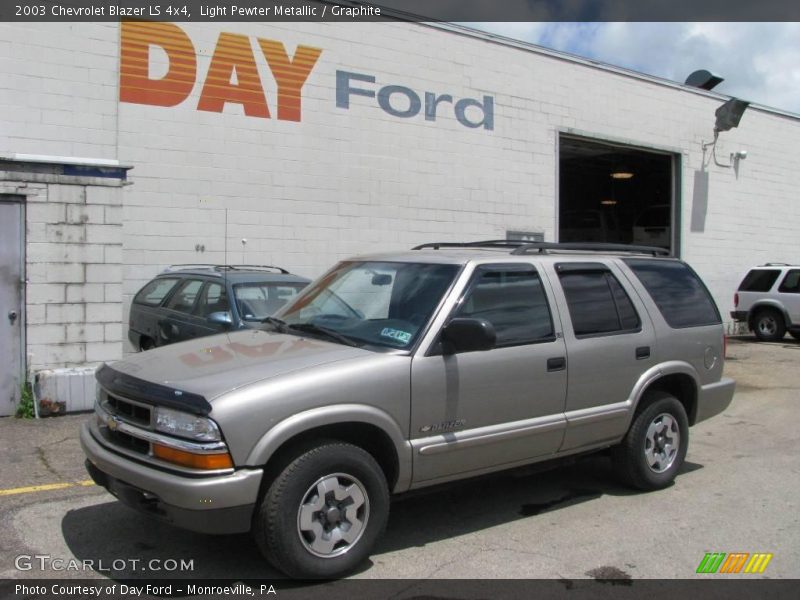 Light Pewter Metallic / Graphite 2003 Chevrolet Blazer LS 4x4
