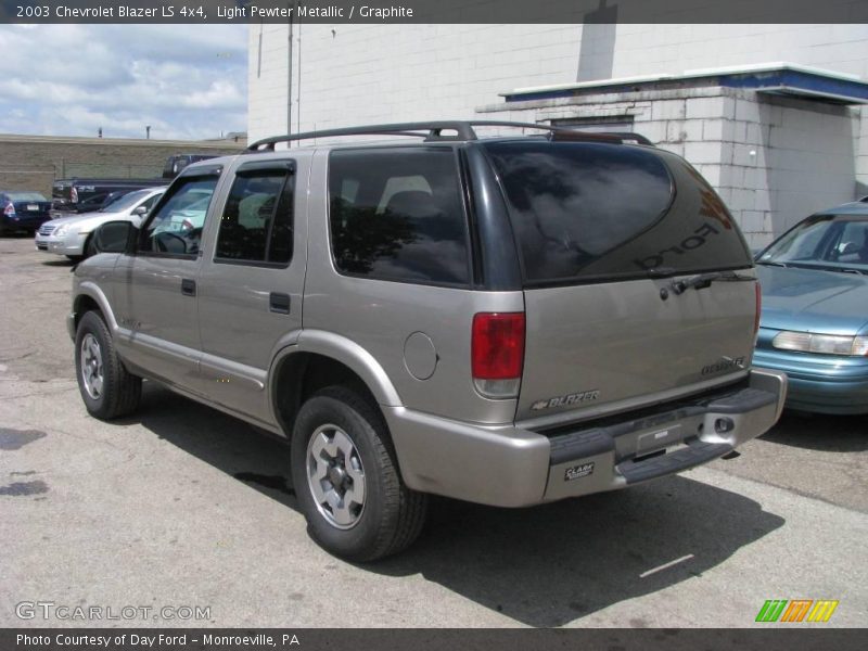 Light Pewter Metallic / Graphite 2003 Chevrolet Blazer LS 4x4