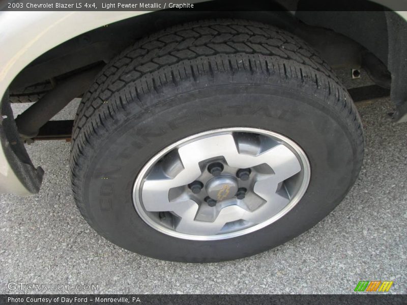Light Pewter Metallic / Graphite 2003 Chevrolet Blazer LS 4x4