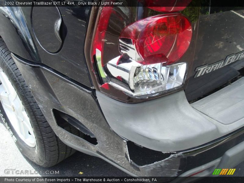 Onyx Black / Light Pewter 2002 Chevrolet TrailBlazer EXT LT 4x4