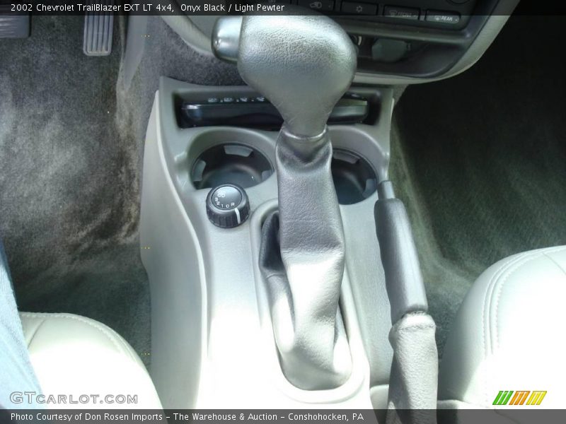 Onyx Black / Light Pewter 2002 Chevrolet TrailBlazer EXT LT 4x4
