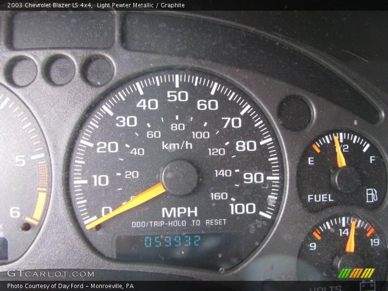 Light Pewter Metallic / Graphite 2003 Chevrolet Blazer LS 4x4