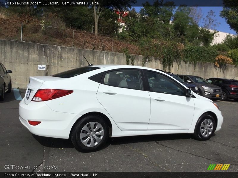 Century White / Beige 2016 Hyundai Accent SE Sedan