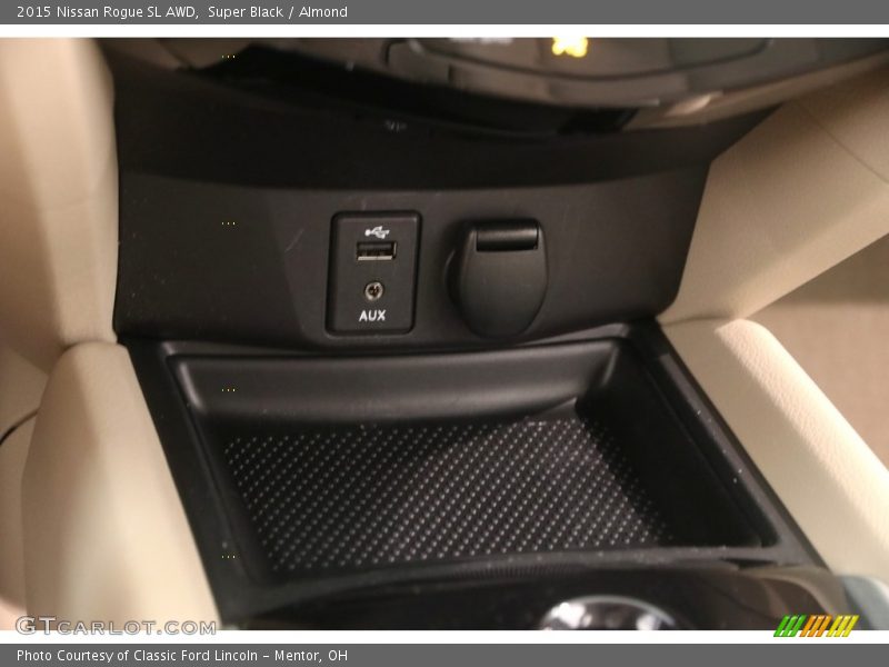 Super Black / Almond 2015 Nissan Rogue SL AWD